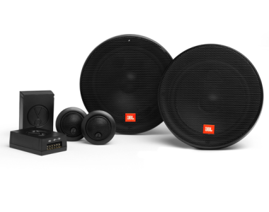 "Âm Thanh Xe Hơi Giá Rẻ – Có Thực Sự Tệ Như Bạn Nghĩ?"